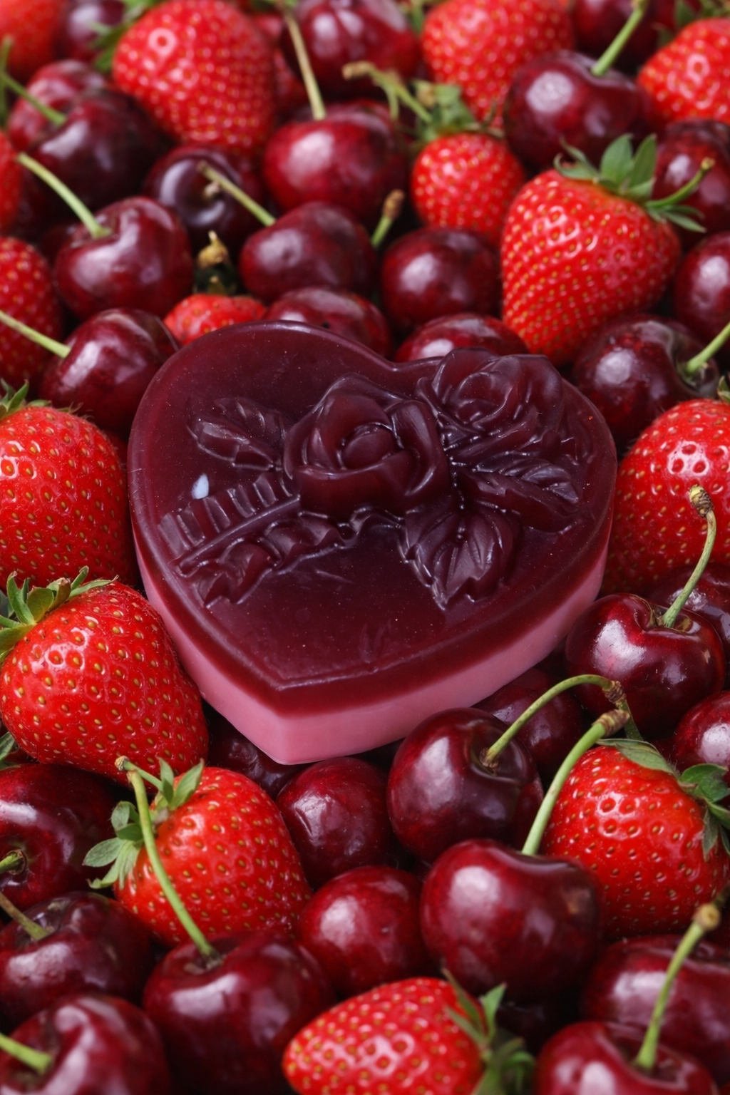 Jabón Artesanal de Cereza y Fresa - Aroma Dulce y Frutal